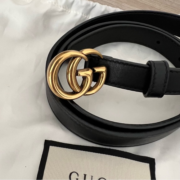 GUCCI Double G Logo Skinny Belt - Picture 5 of 7